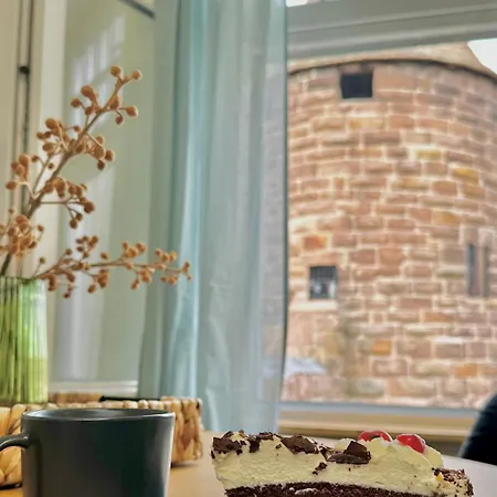 Апартаменты Amao Mantis - Design - Center - King-size Bed - Parking - Storchenturm - Bis 10 Pers 2whg *