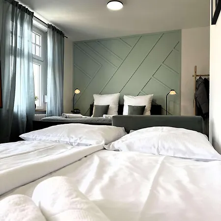 Apartment Amao-mantis I Design I Center I Kingsizebett I Parkplatz
